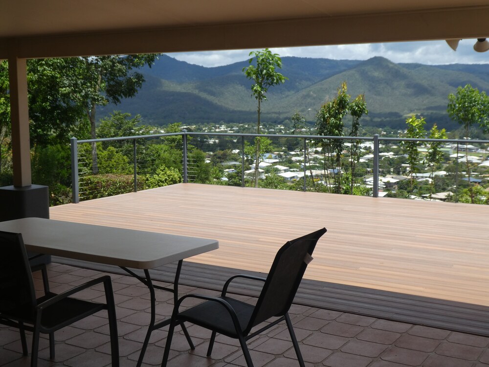 THE SUMMIT RAINFOREST RETREAT 28/54