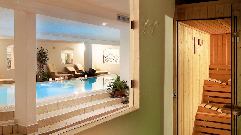 Colonna Resort 9/69