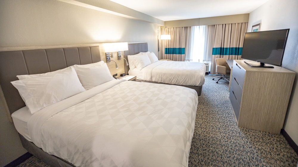 Holiday Inn Knoxville N - Merchant Drive 18/77