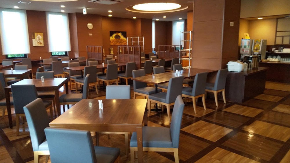 Hotel Route-Inn Hisai Inter 53/56