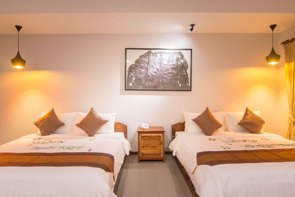 Indra Porak Residence 20/74