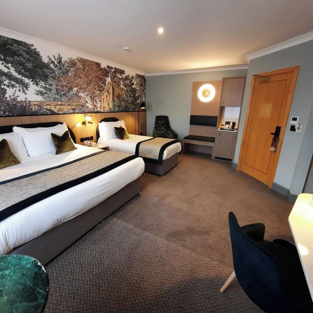 Menlo Park Hotel 24/64