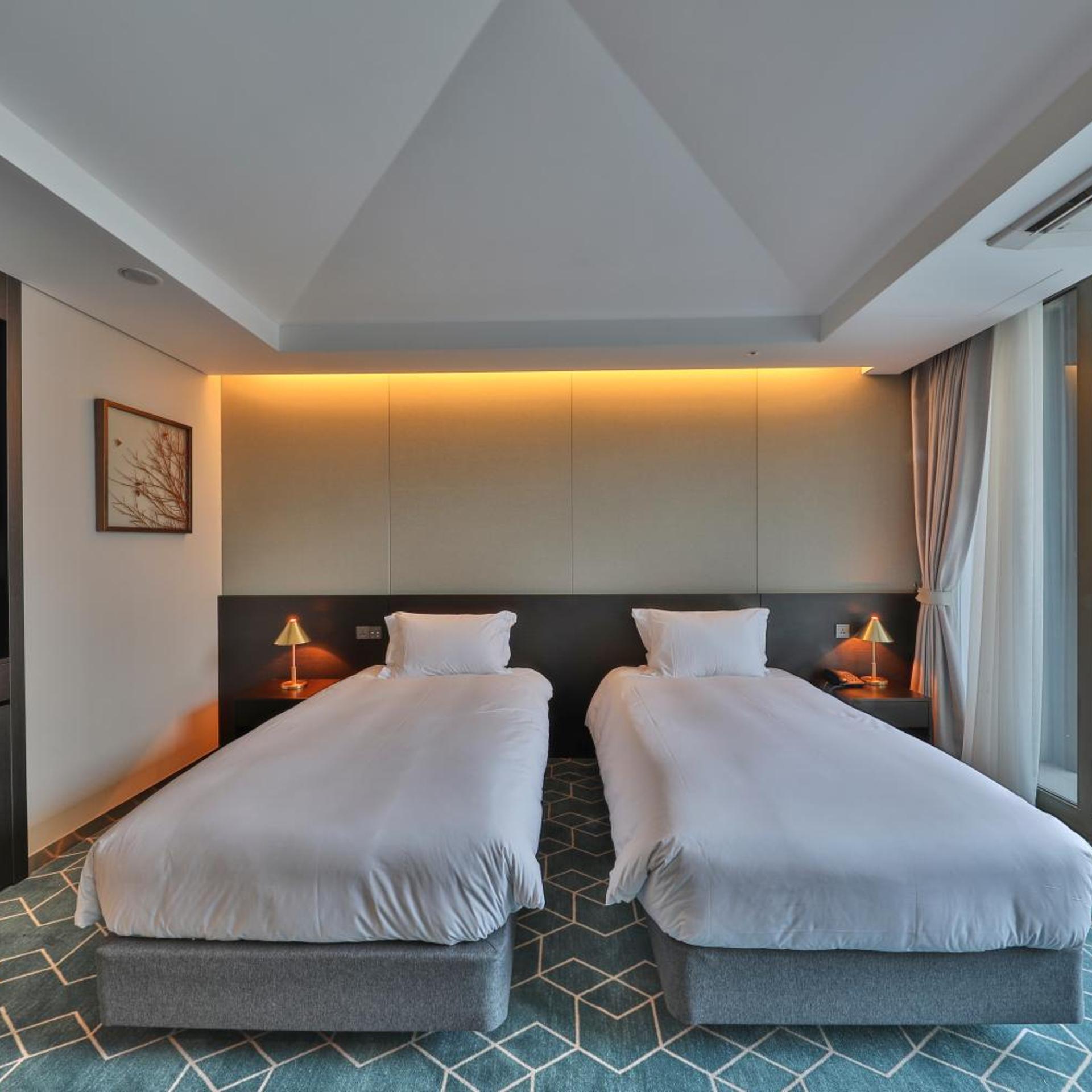 غرفة قياسية بسريرين منفصلين، Camphortree Hotel And Resort 4/5