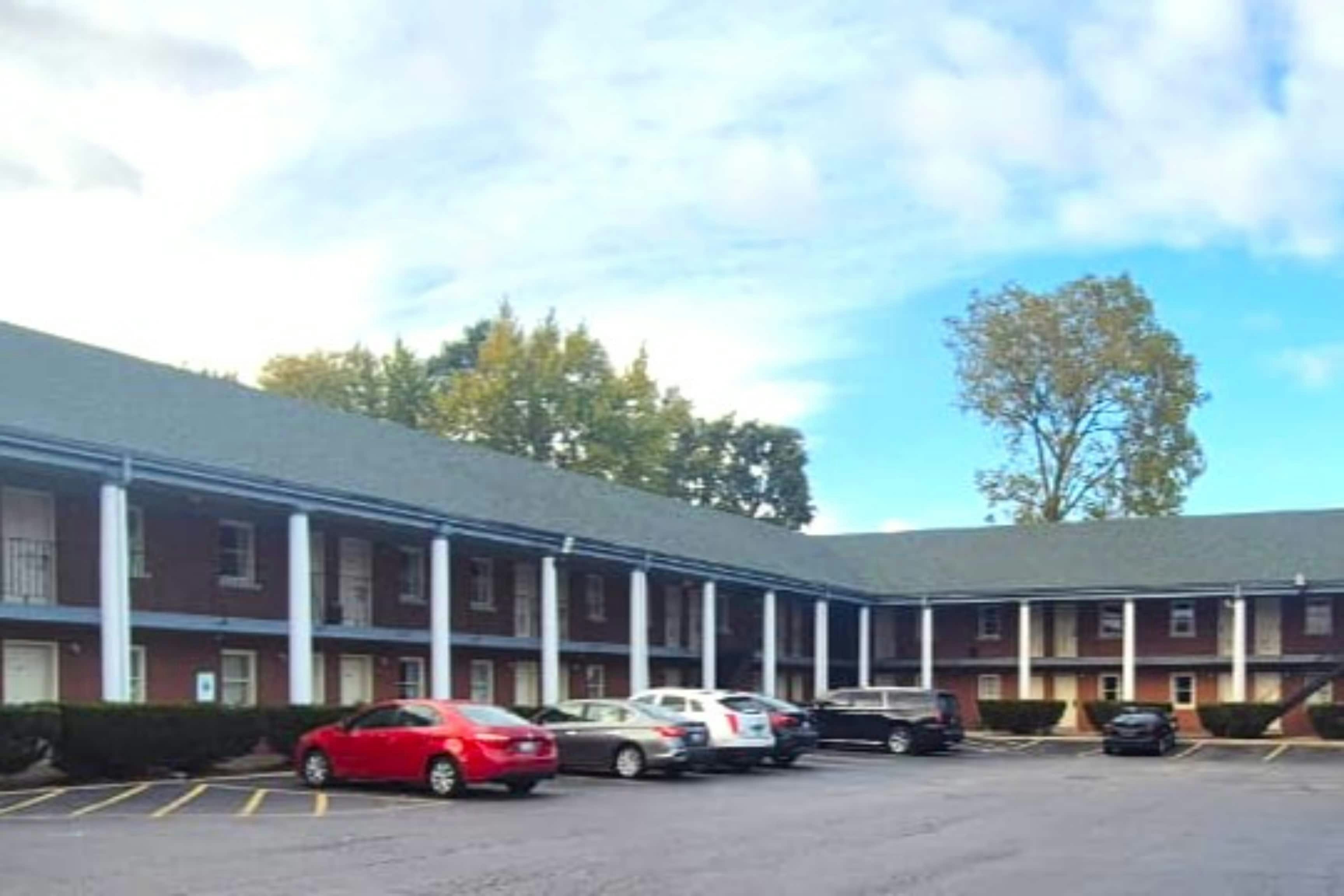 Elite Inn & Suites South Holland Chicago 35/48