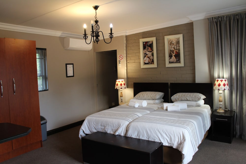 Cottonwood Guesthouse 20/50