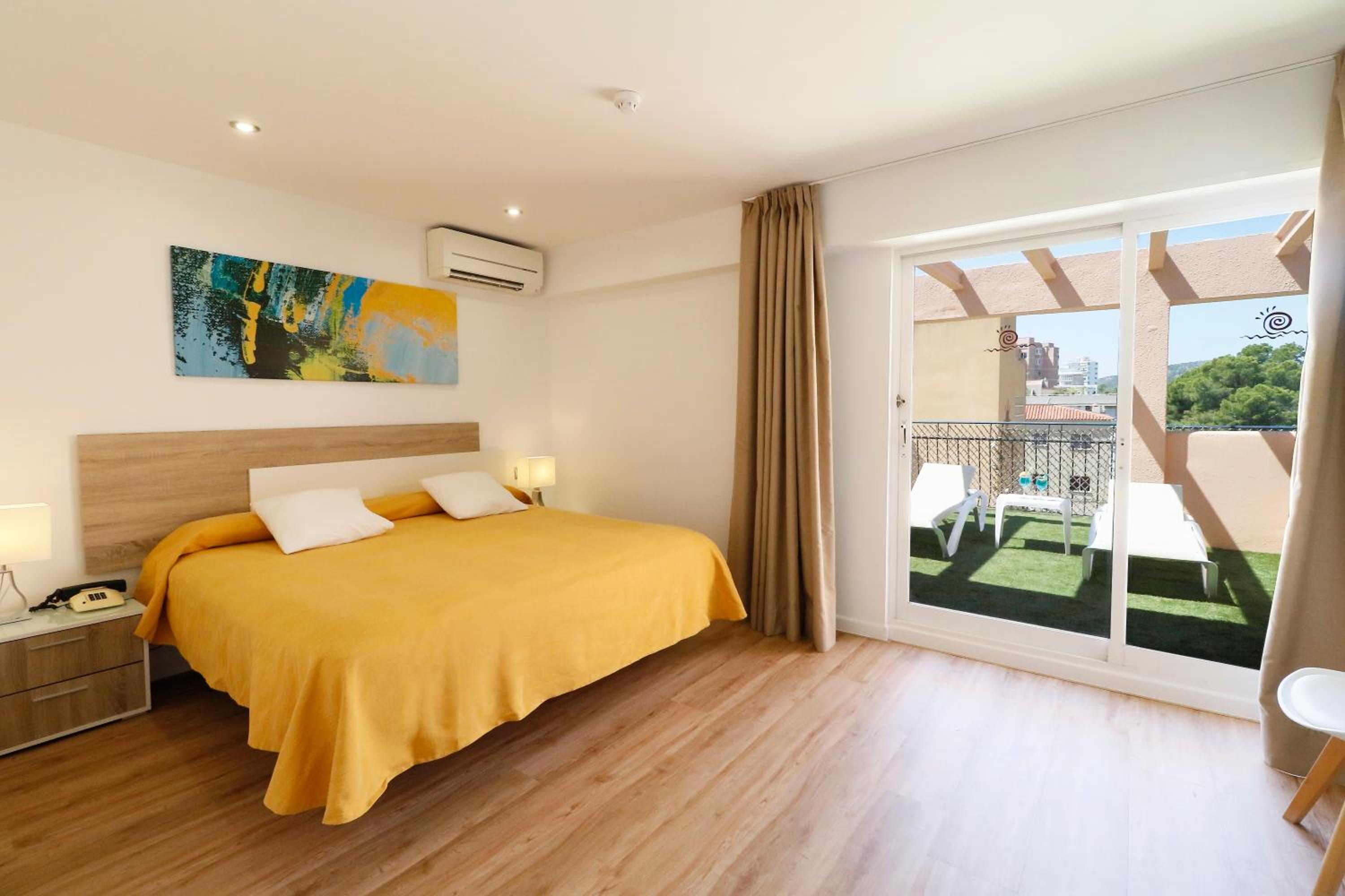 غرفة سوبيريور بسرير مزدوج أو سريرين منفصلين بشرفة، Gabarda Hotel 2/10