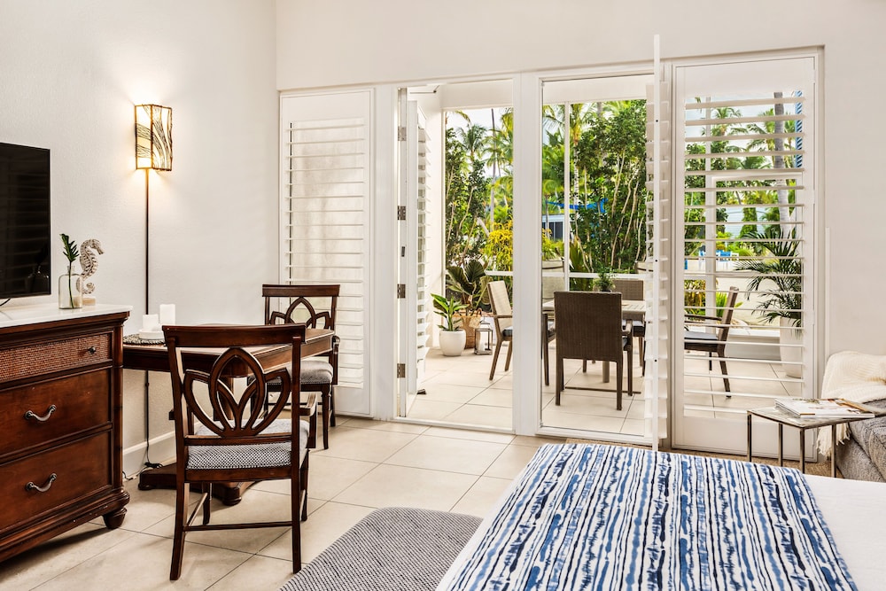 Islander Resort 60/76