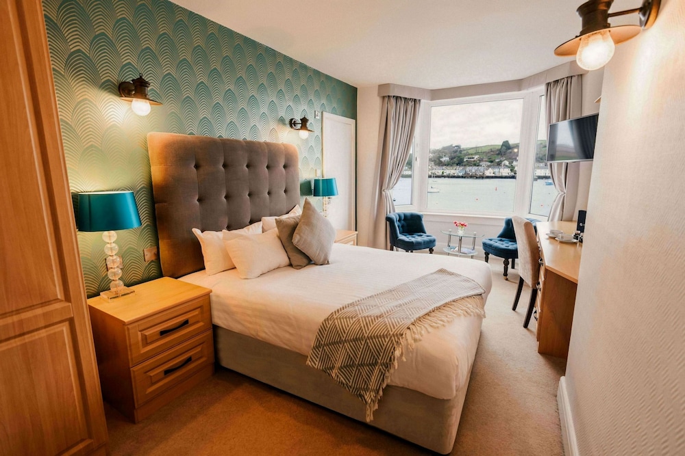 Greenbank Hotel 5/57