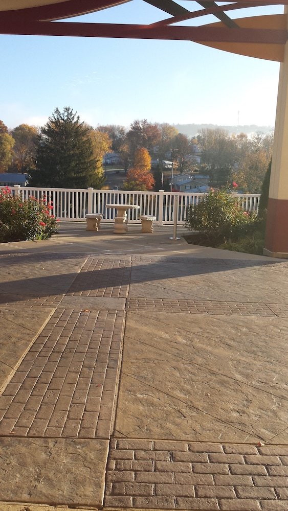 Towanda Inn Formerly Best Western Plus Towanda Inn 20/42