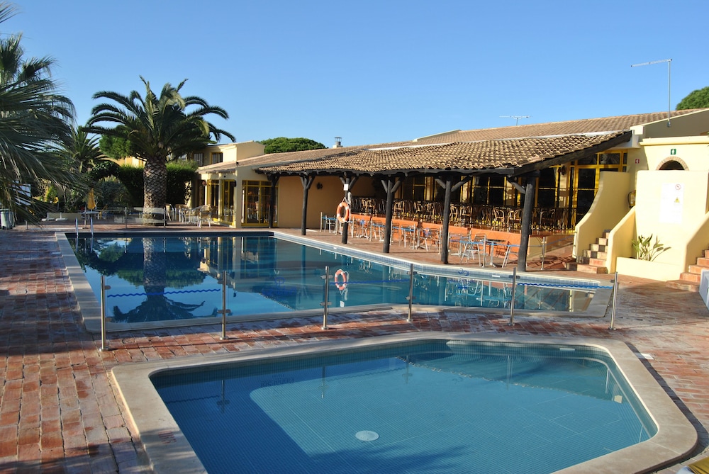 Hotel Pinhal Do Sol 3/50