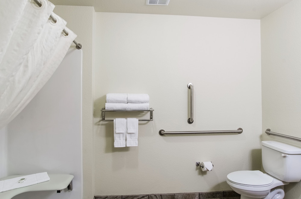Cobblestone Inn & Suites - Guernsey 7/57