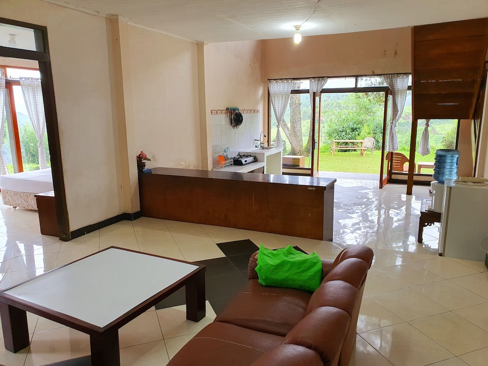 Ciwidey Jungle Villa 10/50