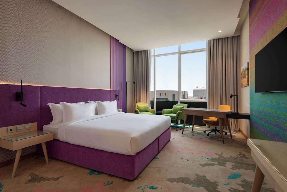 EXECUTIVE, KING BED, CITY VIEW