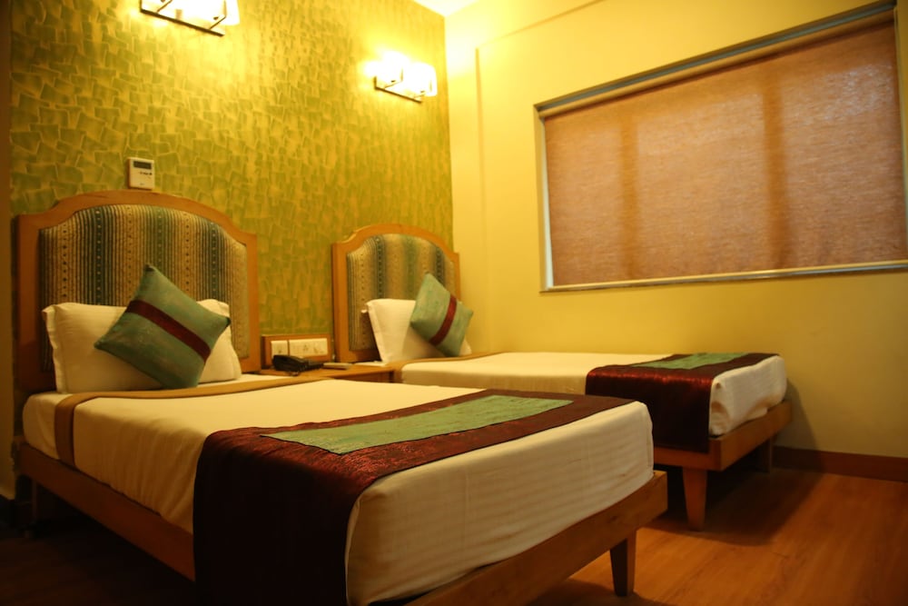 HOTEL SUDESH TOWER 21/37