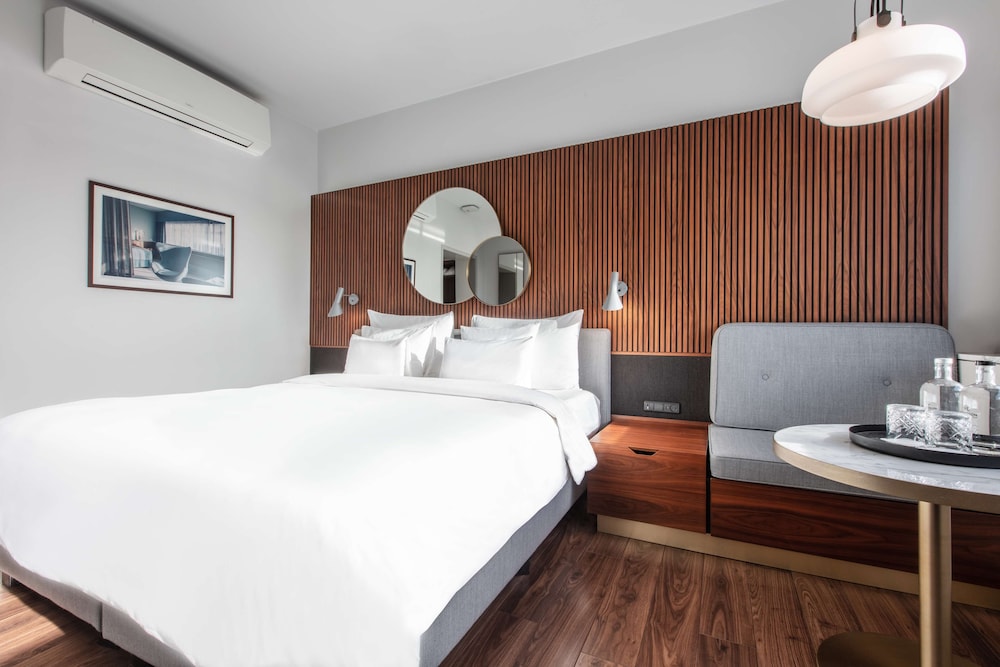 RADISSON COLLECTION ROYAL HOTEL, COPENHAGEN 24/72