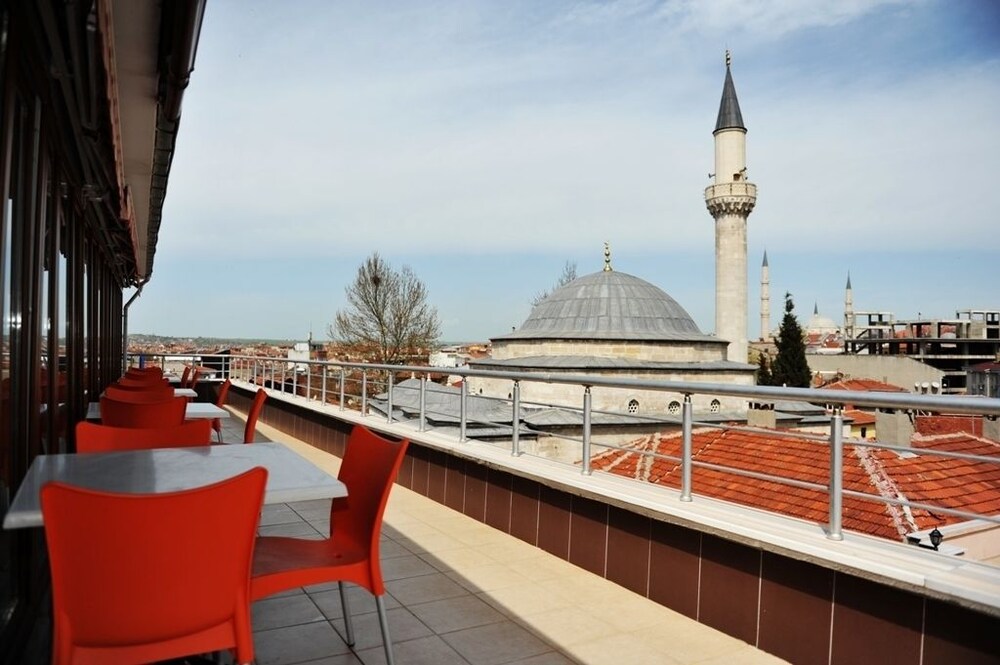 Saray Hotel 42/47