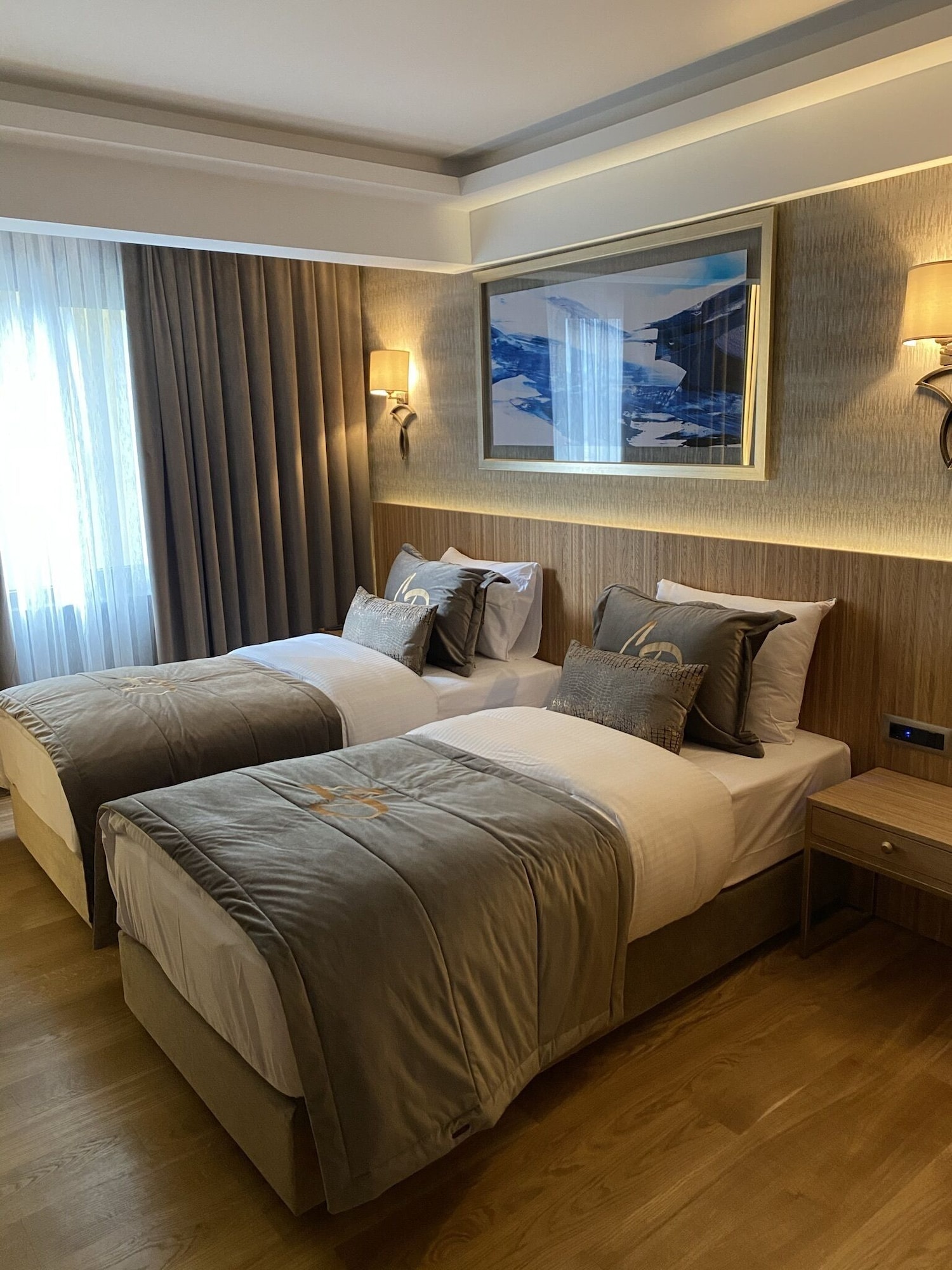 STANDARD, TWIN BEDS