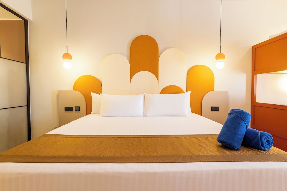 Club, Family, 2 Double Beds, Pool Access