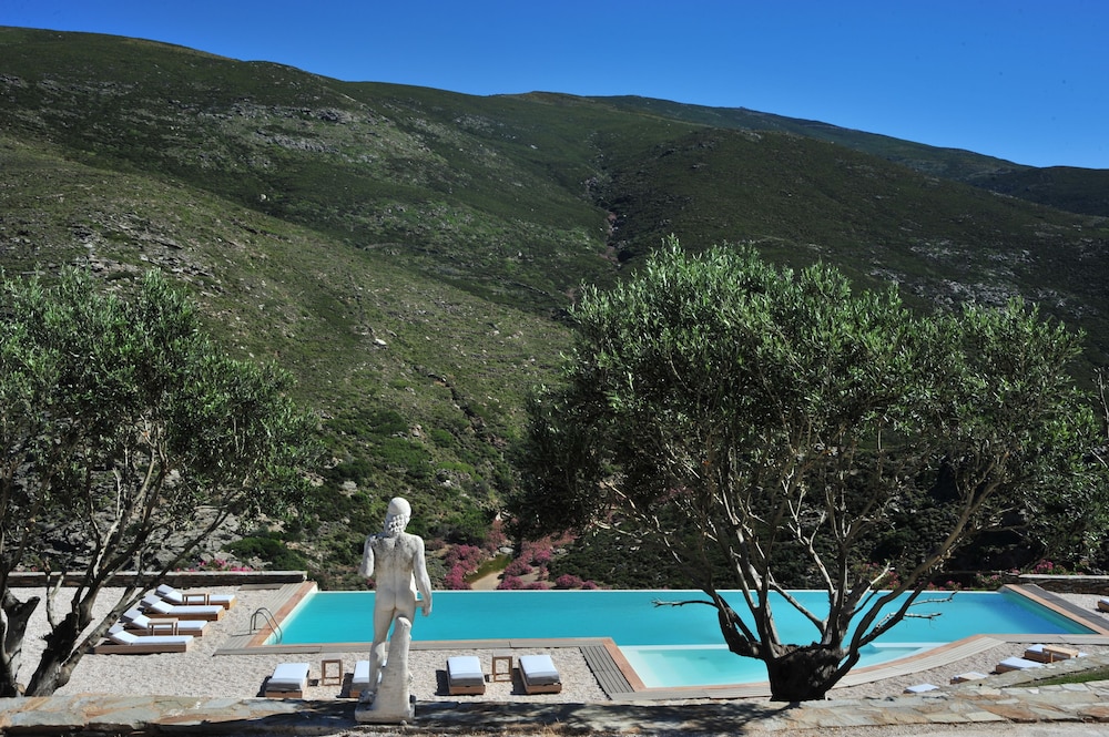 AEGEA BLUE CYCLADITIC RESORT(FOMERLY AEGEA BLUE VILLAS AND SUITES) 63/72