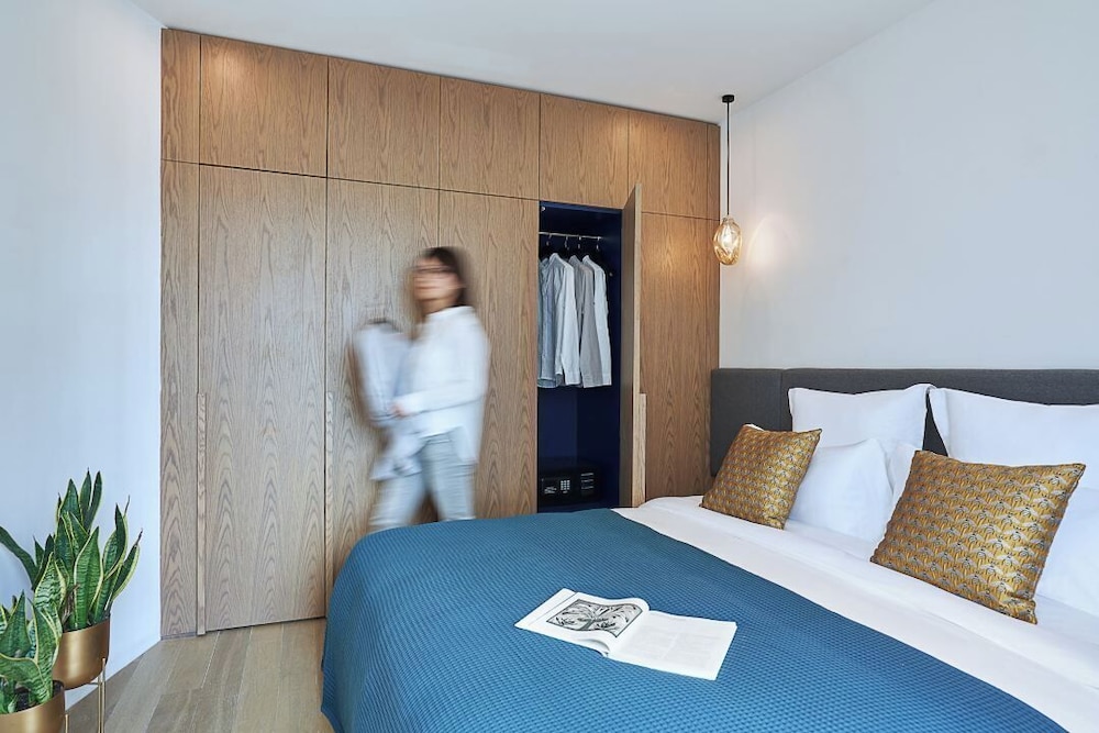 basePLUS-BINJIANG Serviced Apartment 20/41