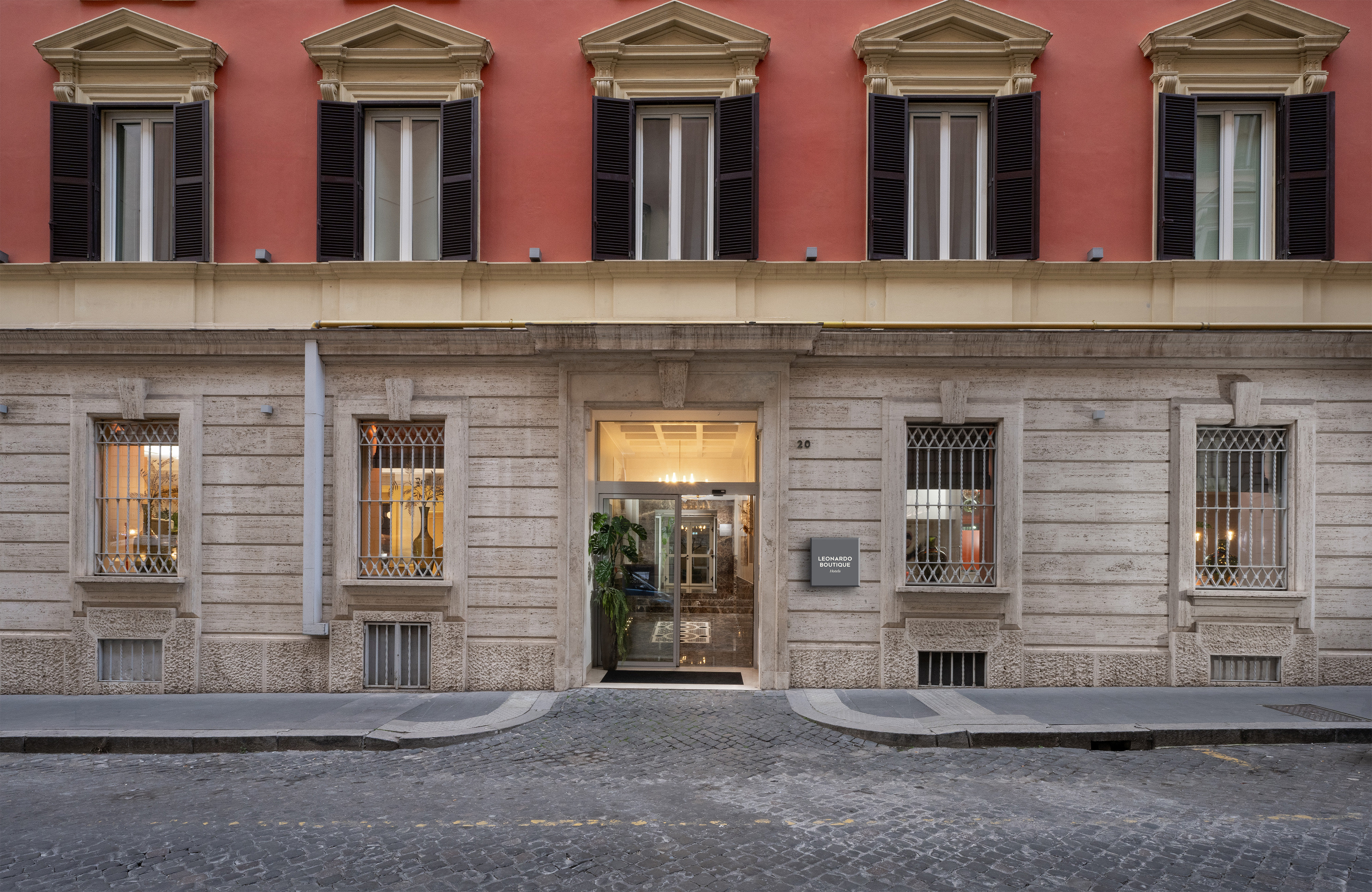Leonardo Boutique Hotel Rome Monti 2/45