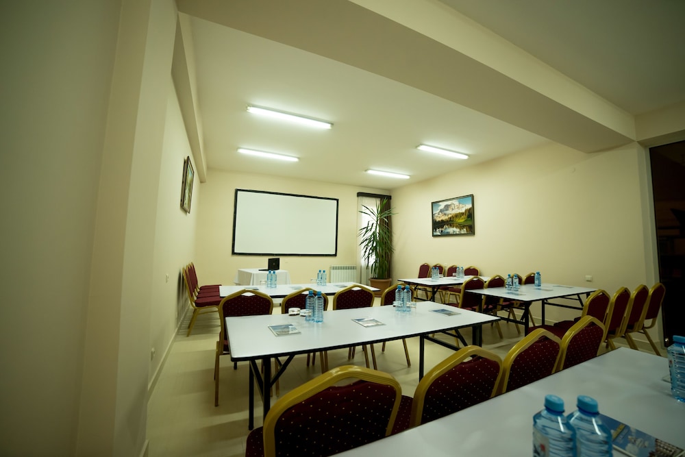 Panorama Residence Inn 28/33
