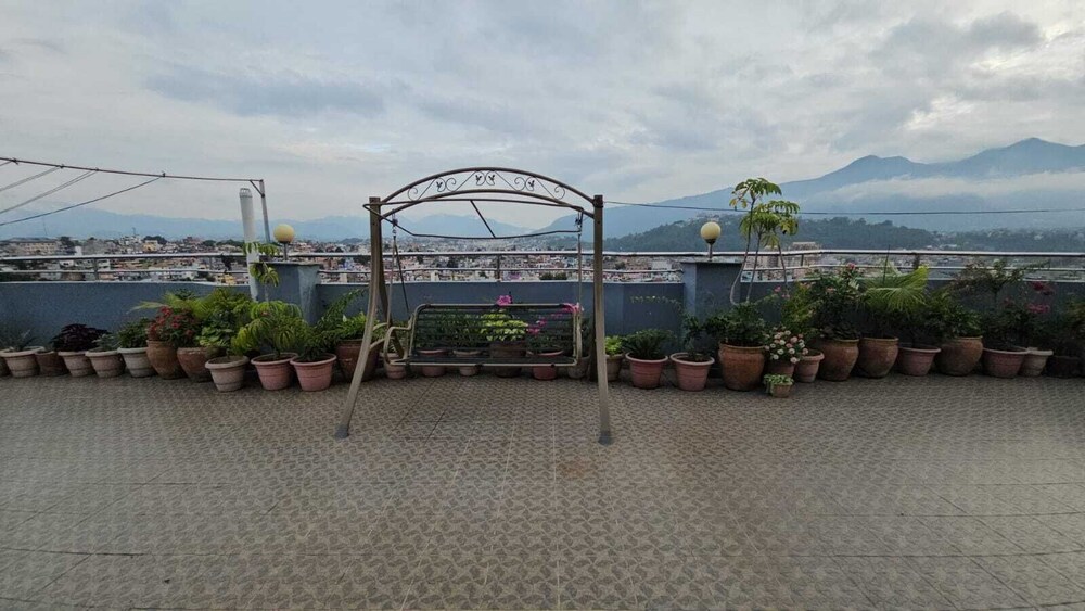 Sagarmatha Apartment Bed & Breakfast 43/49