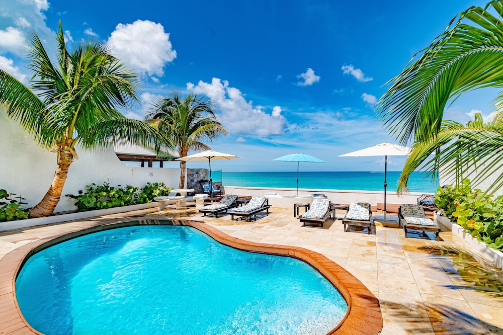 Caprice 14 Cable Beach Luxury Villa 17/24