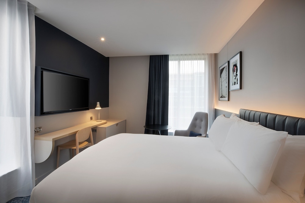Leonardo Hotel Bristol City 12/51