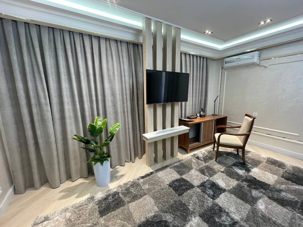 Grand Hotel Zarafshan 43/50