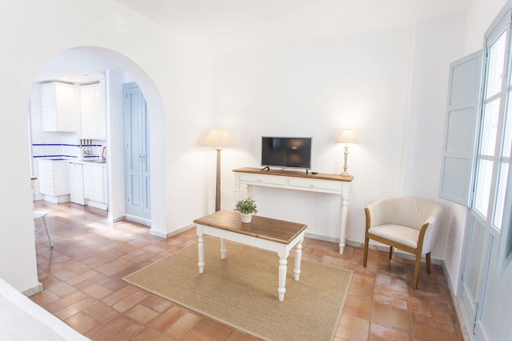 Apartamentos Suites Santa Cruz 38/52