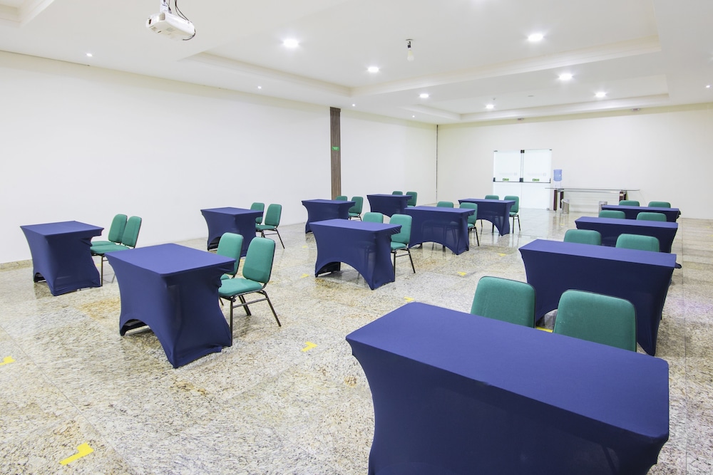 Hotel Golden Park Sorocaba & Convencoes by Nacional Inn 35/50