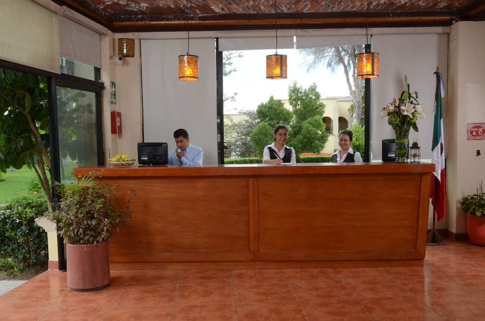 Mision San Miguel De Allende 5/30