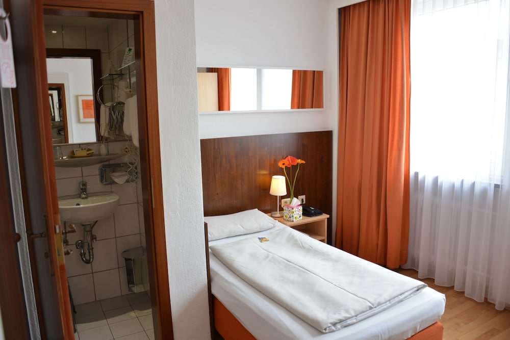Hotel Italia 32/62