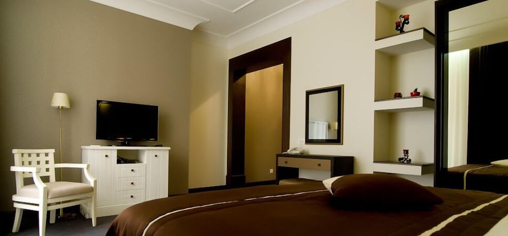 Villa Rossa Hotel 10/34