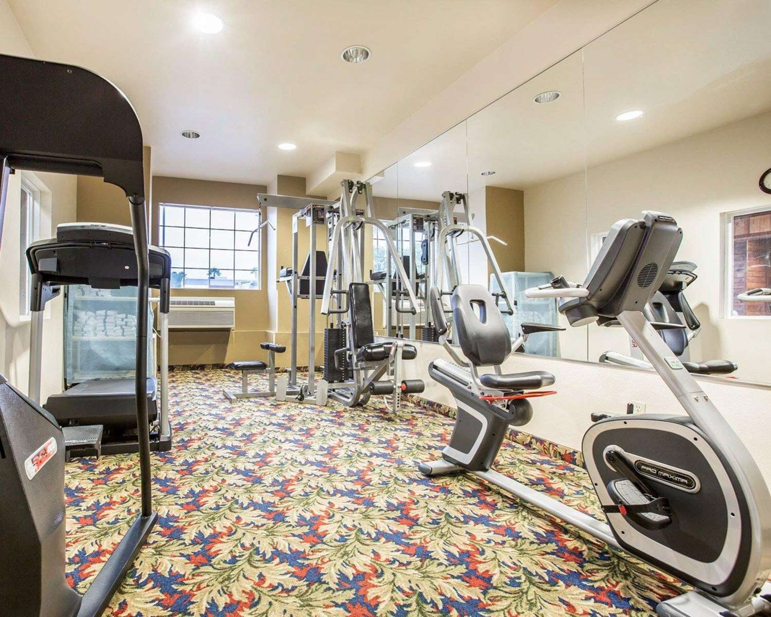 Comfort Inn & Suites Salinas City Center Area 25/45