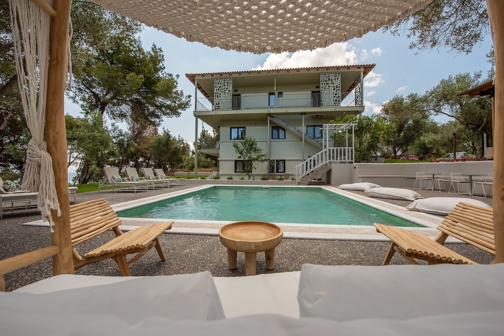 Elies 33 Bio Retreat - Adults Only 23/25