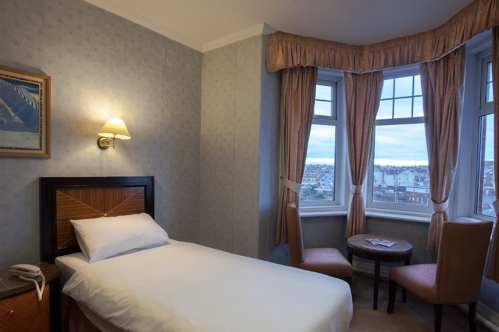 Savoy Hotel Blackpool 26/65