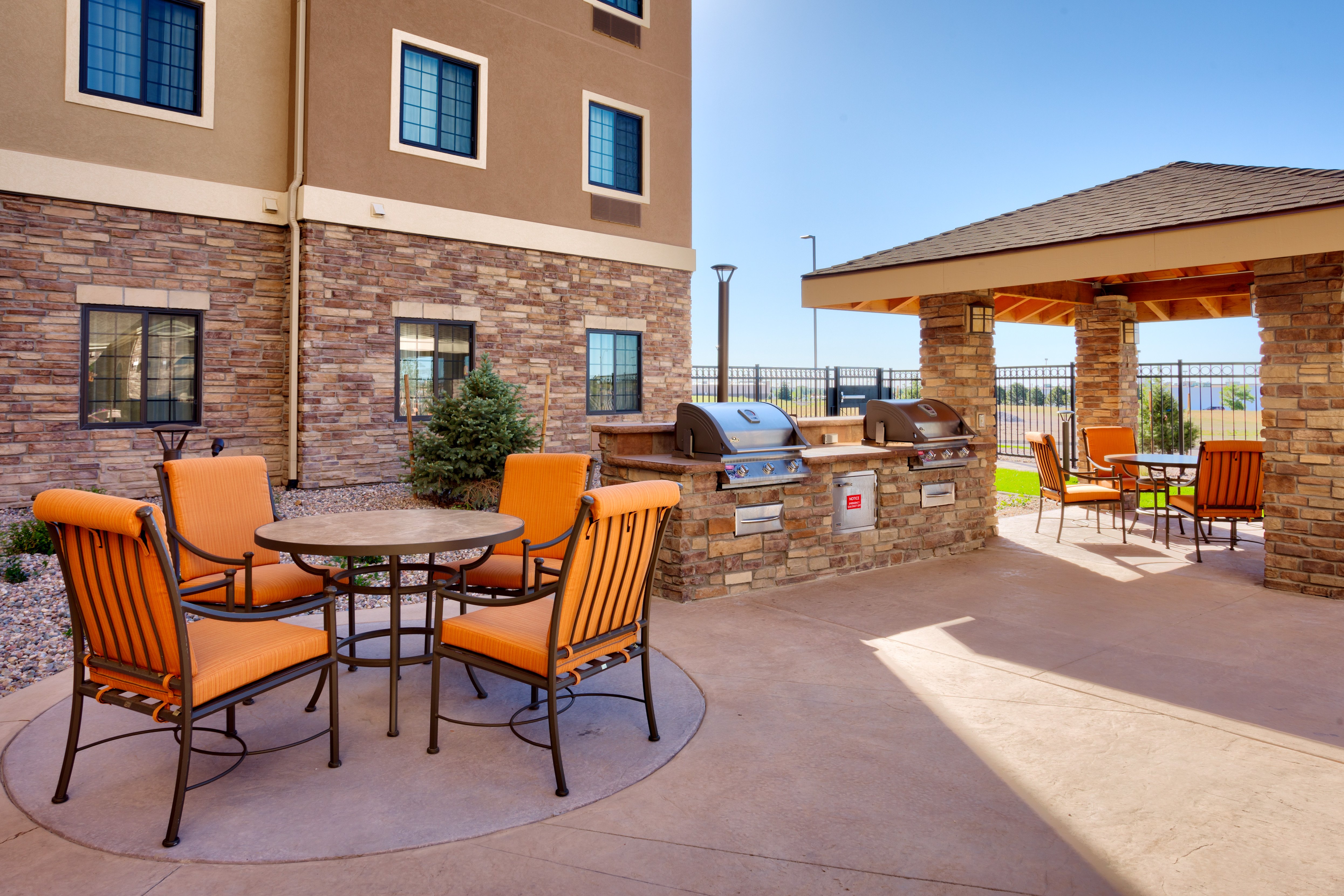 STAYBRIDGE SUITES CHEYENNE 14/26
