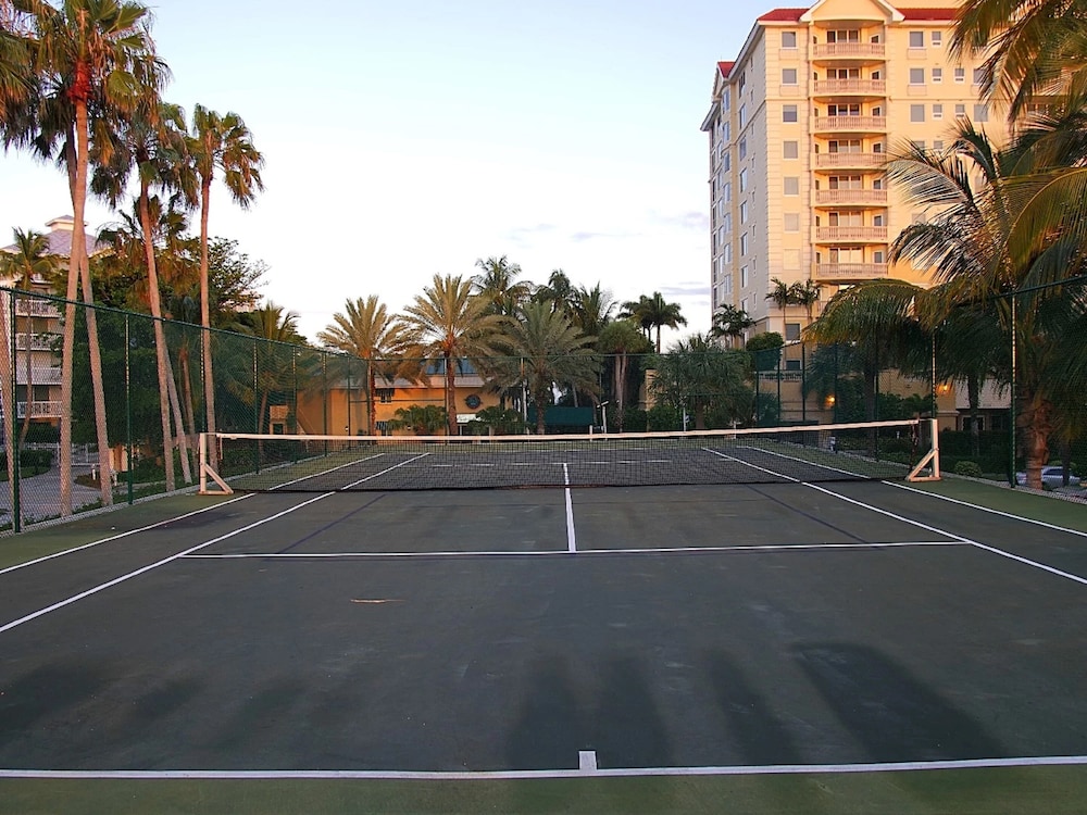 Vanderbilt Beach Resort 33/65