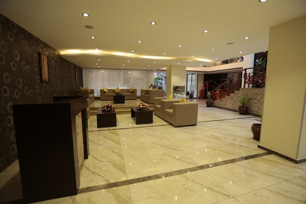 Cassiopeia Hotel 6/50
