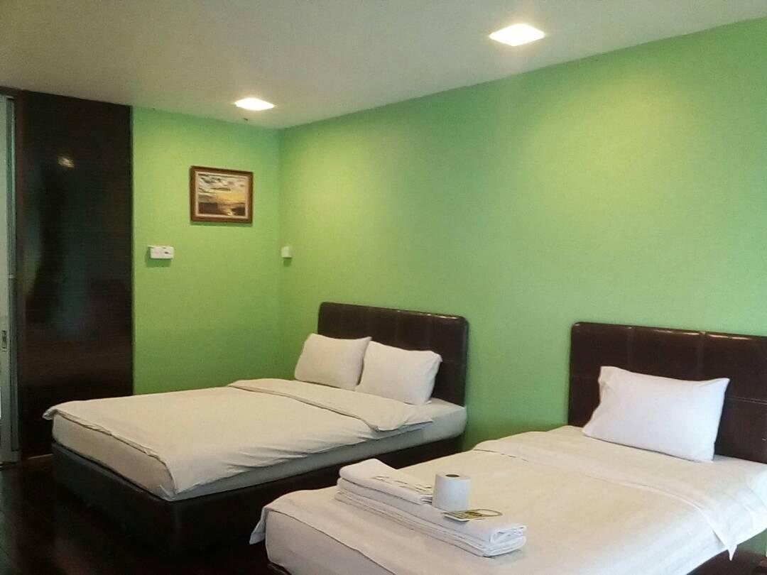 Superior, Triple, 1 Double and 1 Single Bed