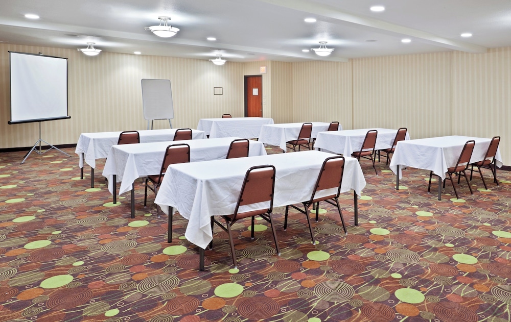 Holiday Inn Express Portland South - Lake Oswego 72/79