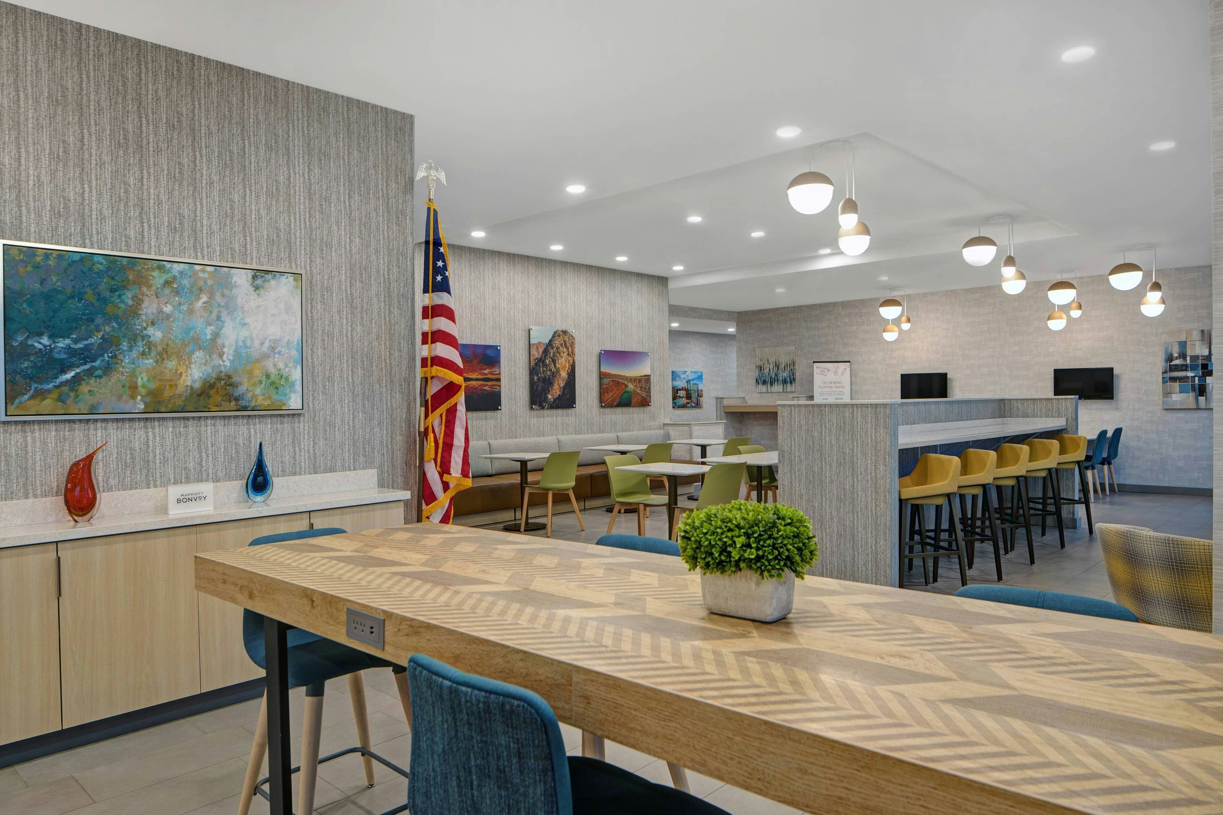 TownePlace Suites by Marriott Phoenix Glendale Sports & Entertainment District 18/26