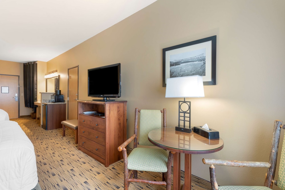 Best Western Plus Columbia River Inn 25/63