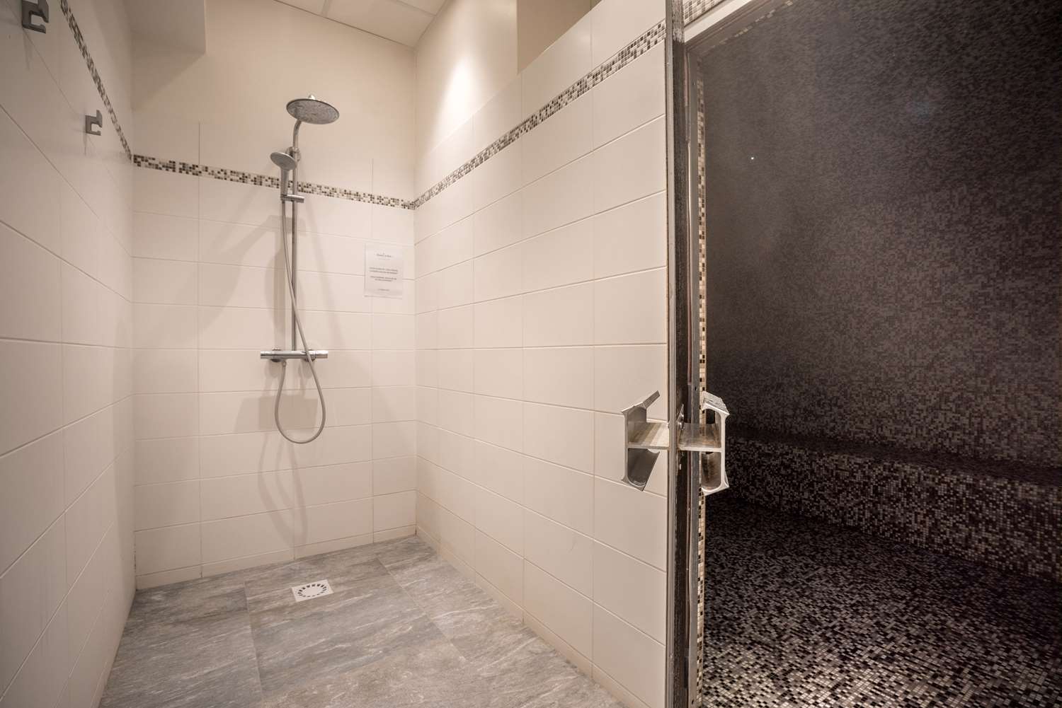 Best Western Plus Hostellerie Du Vallon 60/60