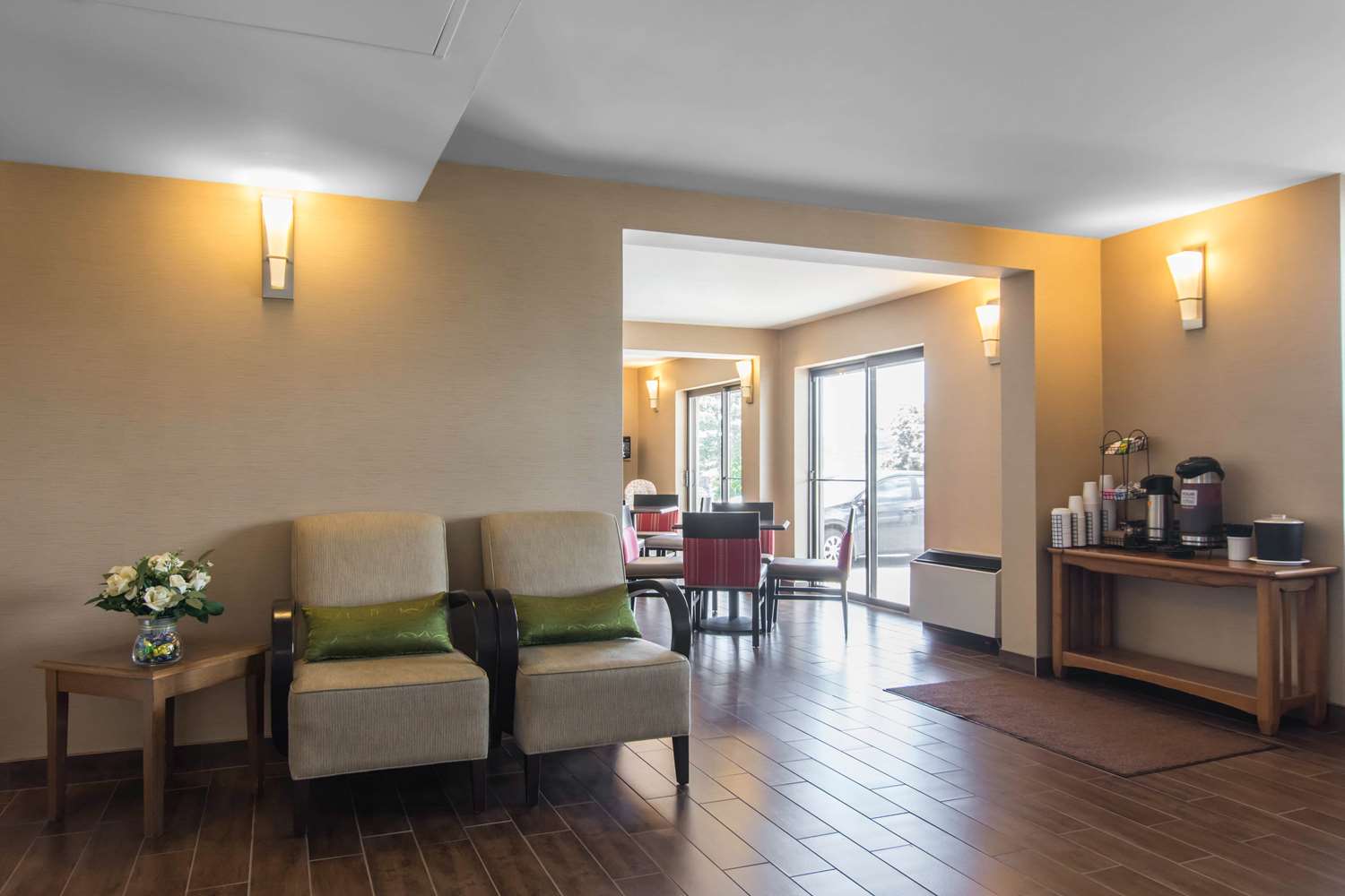 Comfort Inn Dartmouth, NS 10/12