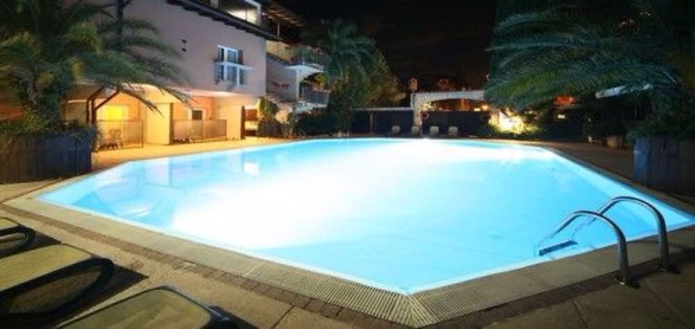 La Paul Hotel 16/35