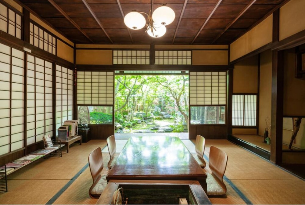 Guesthouse Koiya 32/64