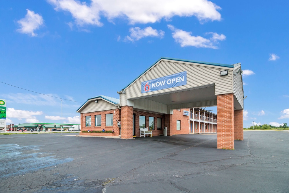 Motel6 Metropolis, IL 39/42